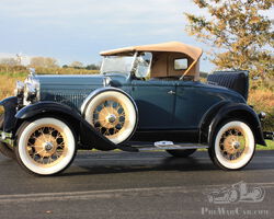Ford Model A Roadster DeLuxe 1930