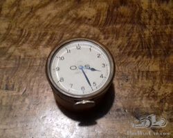 OS clock for dashboard, not seized, for overhaul(price 80€)