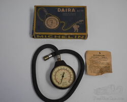 Michelin tire pressure gauge Daira