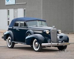 Bonhams The Scottsdale Auction 2019: 1937 Cadillac Series 60 Convertible Sedan