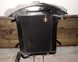 Railton radiator(new) and shell for 1933 model. (Hudson?)