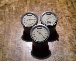 One lot of 3 Jaeger tacho's in original condition for Delage cars or other makes(price 350€)