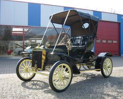 1907 Ford Model R