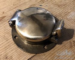 Enots brass Aston style quick release fuel cap