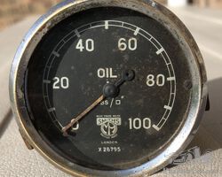 Alvis oil gauge