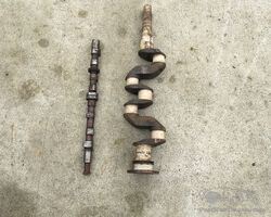 Overhauled crankshaft and camshaft for a Plymouth of 1929