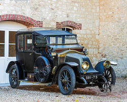 1913 Renault Type DP 22/24CV Coupé-Chauffeur | Bonhams The Amelia Island Auction 2019