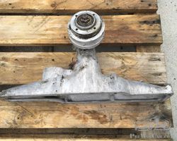 1920s Austin 12/4 pulley holder with pulley