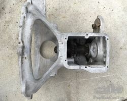 Gearboxhousing with some gears for 1920s Austin 12/4