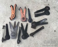 Austin Seven shockabsorbers of different years