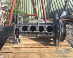 Austin 20hp crankcase with clutch and flywheel