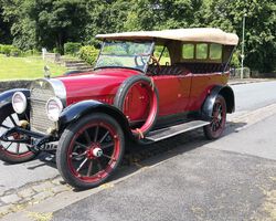 Hudson Super-six 7 passenger touring car