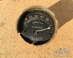 Amilcar fuel gauge