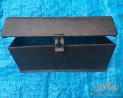 Austin 12/4 circa 1926 running board box