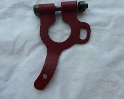 Alvis Speed 20 SA/SB Distrbutor Clamp