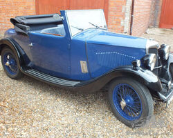 This rare and very pretty 2/4 seat Riley 9 hp Ascot Drop Head Coupe has a twin SU carburetted engine and a manual gearbox.