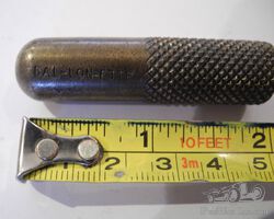 Valve cover
