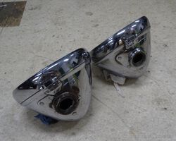 Set of two head lights for a Phantom III