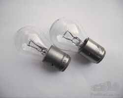 Pairs of 6V Bosch base bulbs