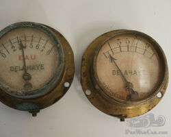 Delahaye manometers Eau and Huile