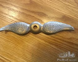 Pair of wings for radiatorcap