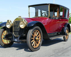 Locomobile Model 38 Limousine 1917
