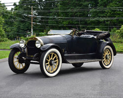 1915 Marmon Model 41 Club Roadster