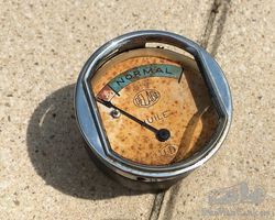 Delage oil gauge