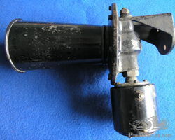 Unis France Horn