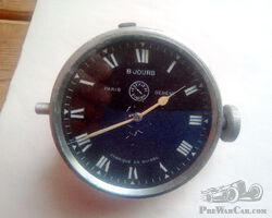 Clock Jaeger.
