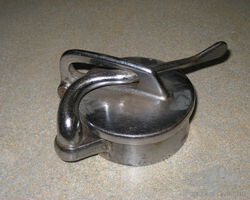 Original 1930s Bonora Quick Release Racing Radiator Cap