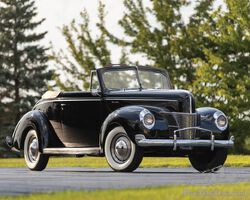 1940 Ford V-8 DeLuxe Convertible Coupe | RM Sotheby's Hershey, 10-11 October