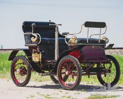 1900 De Dion-Bouton Type E Vis-à-Vis Voiturette | RM Sotheby's Hershey, 10-11 October