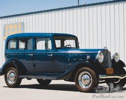 1933 Essex Terraplane Eight Model KT Sedan | RM Sotheby's Hershey, 10-11 October