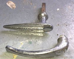 Singer Le Mans door handles