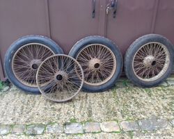 4 wheels 820x 120