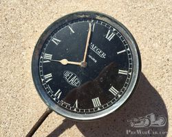 80mm jaeger clock (Delage)
