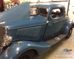 Ford 34 V8-40 coupé 3 windows