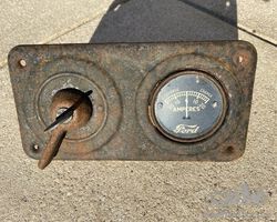 Ford T dashboard