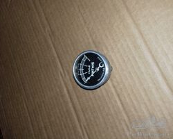 Mathis, an oil pressure meter