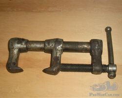 ORIGINAL LEAF SPRING LUBICATION TOOL