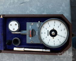 Boxed Jaeger rev counter