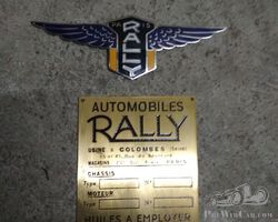 Number plate and grille badge