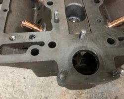 12/4 Cross flow cylinder head