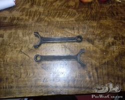 2 bielles pour bugatti 40 ou 44