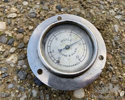 Rolland-Pilain oil gauge