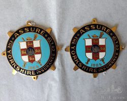 Emaille plaquette The Yorkshire Assure 2x