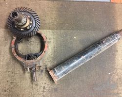 Ford V 8 Pilot rear diff