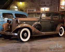 1933 Cadillac V12 sedan 7 Passenger