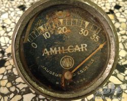 Old Amil Car gaz meter / Jaugeur essence